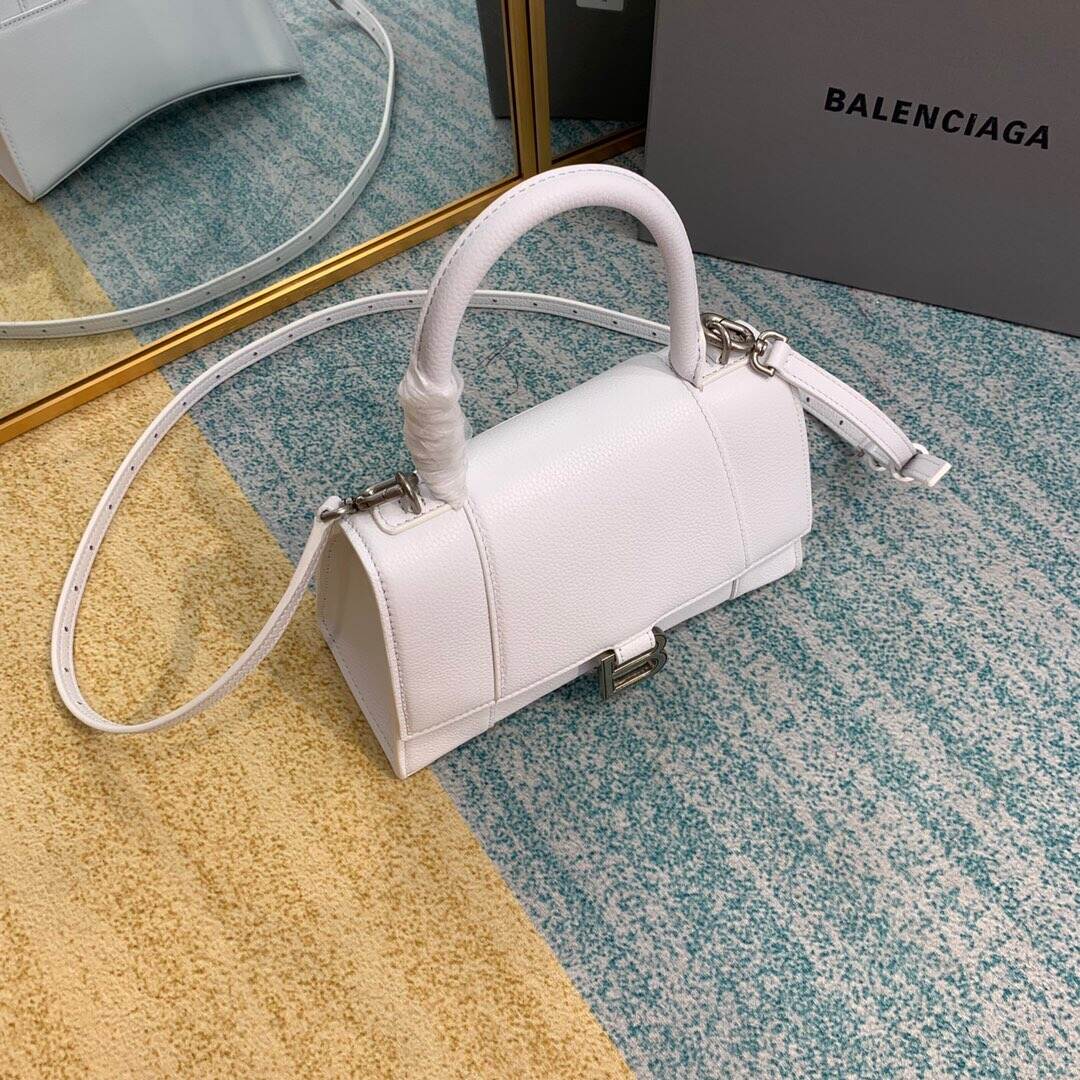 210330216_detail_3