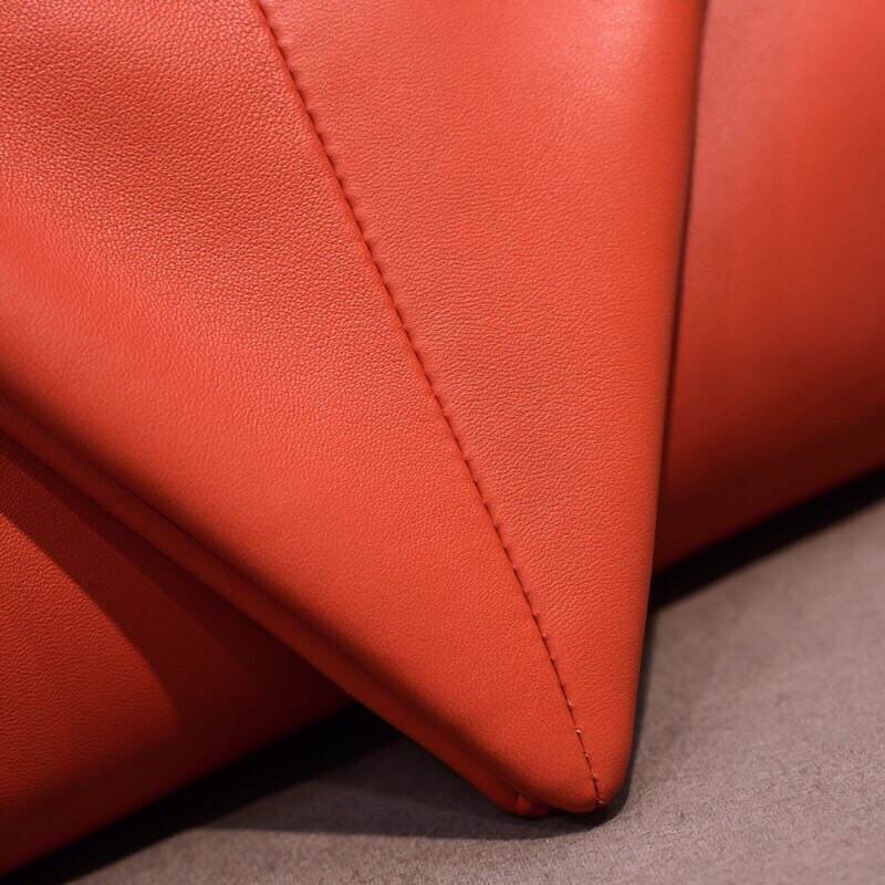 21033159_detail_8