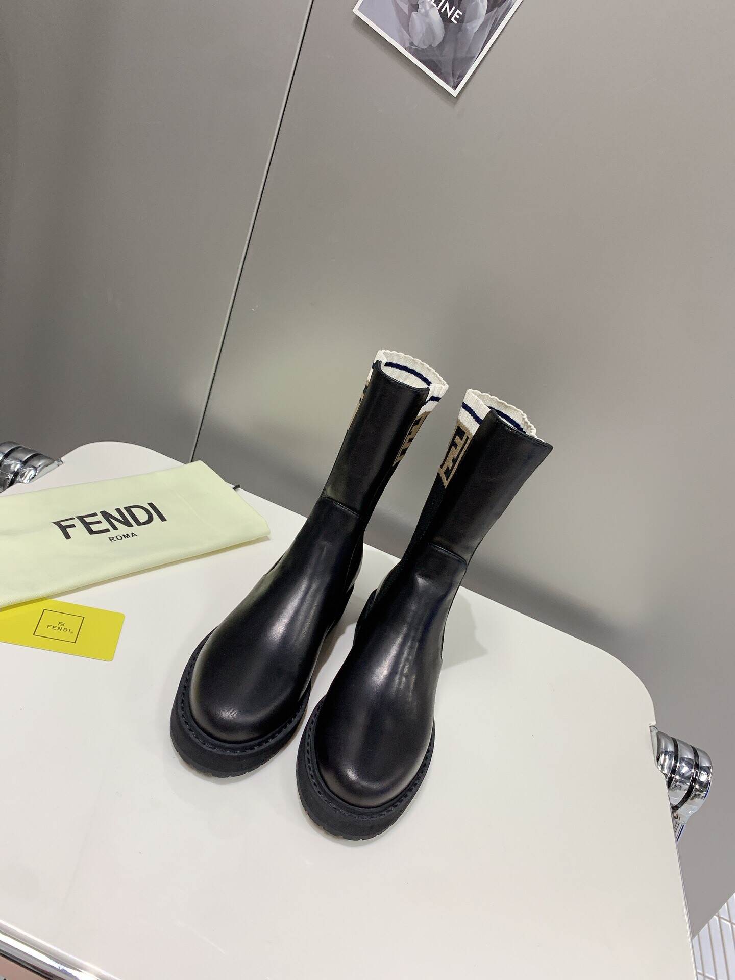 21092919_detail_1