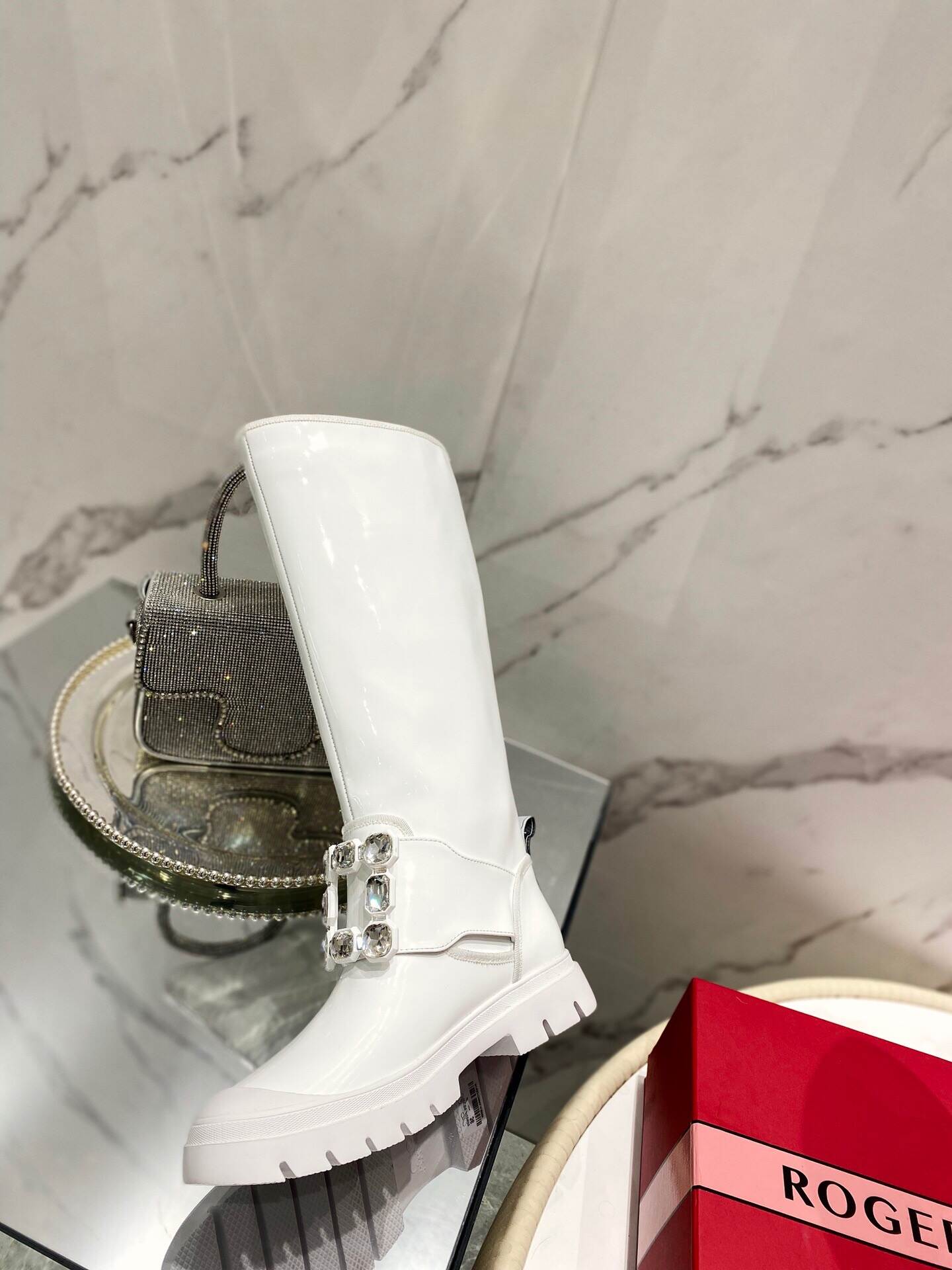 211120128_detail_2