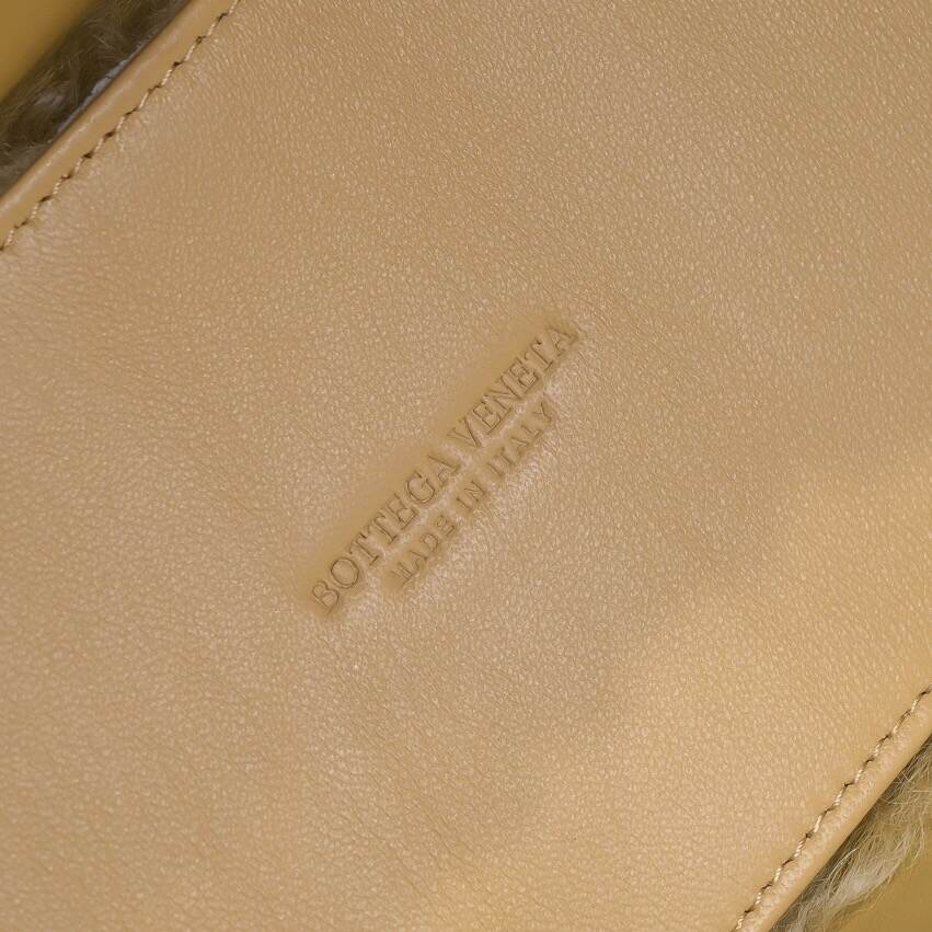 21112959_detail_7