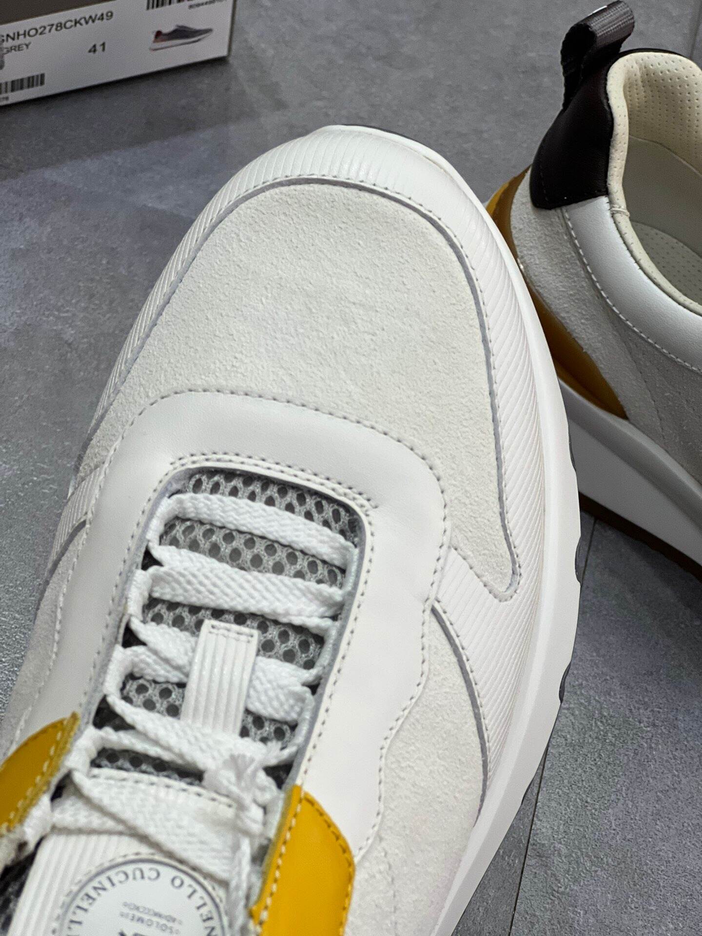 22093019_detail_4