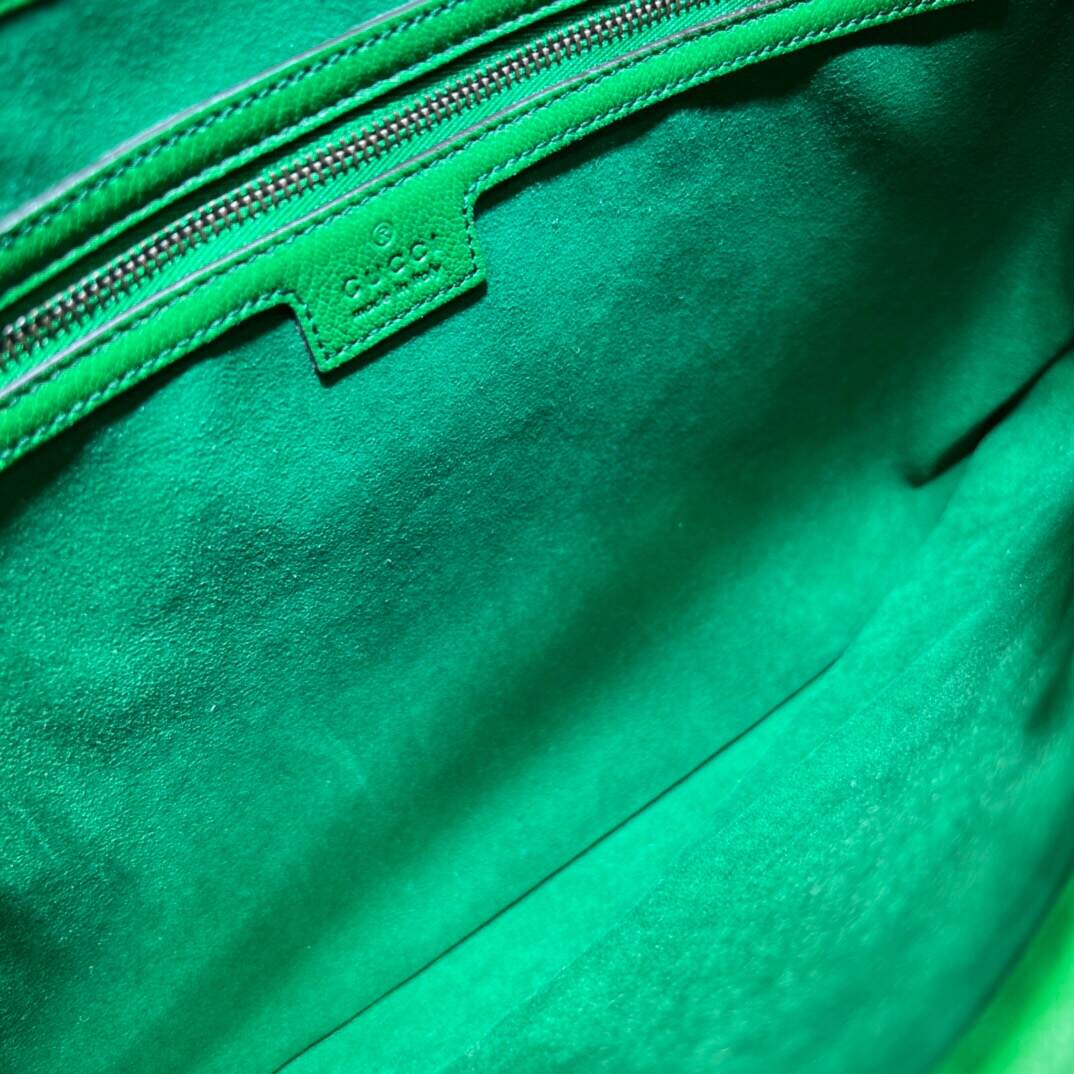 23042428_detail_7