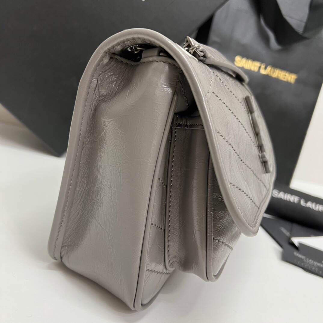 230518135_detail_3