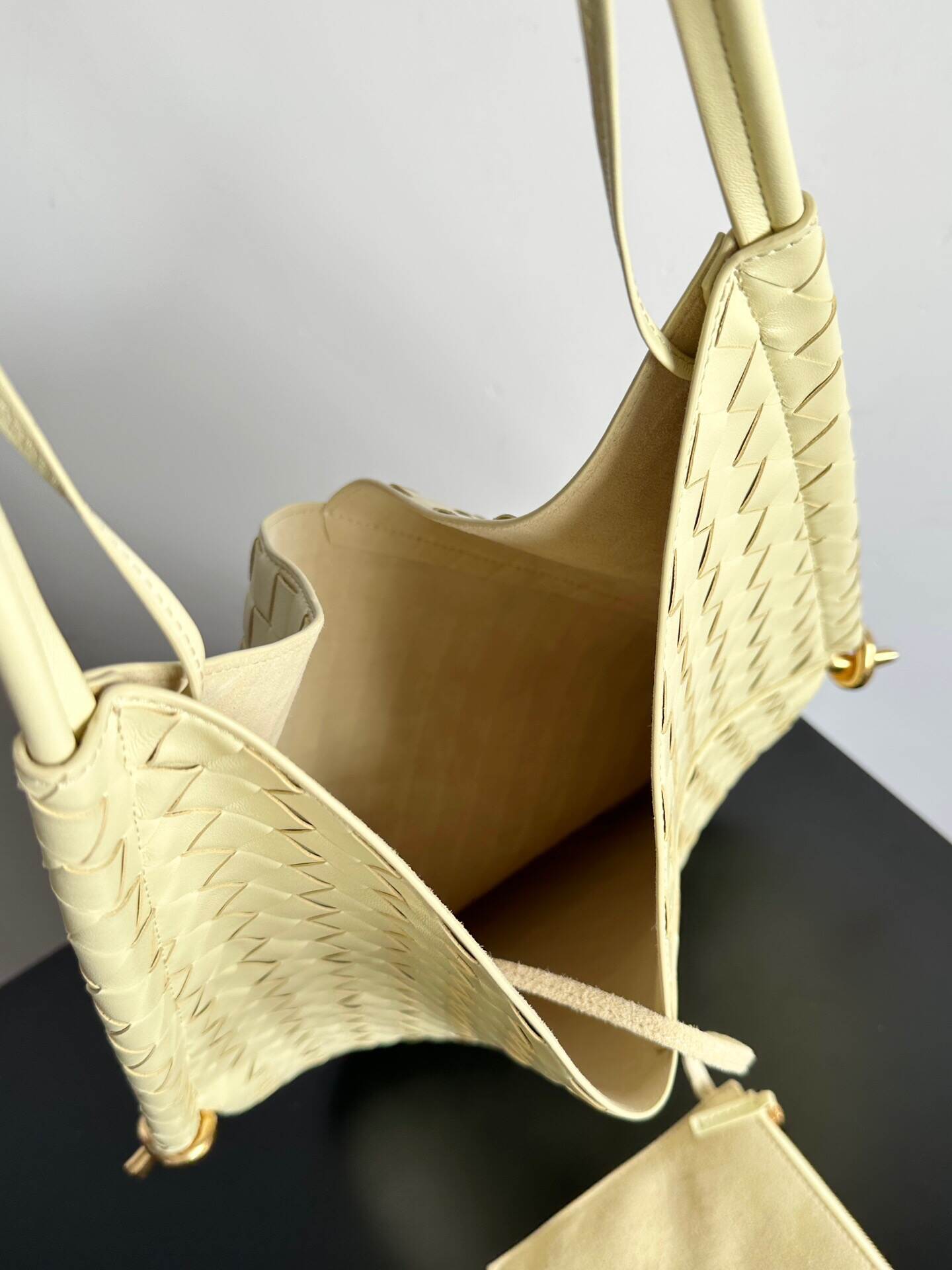 23082659_detail_7