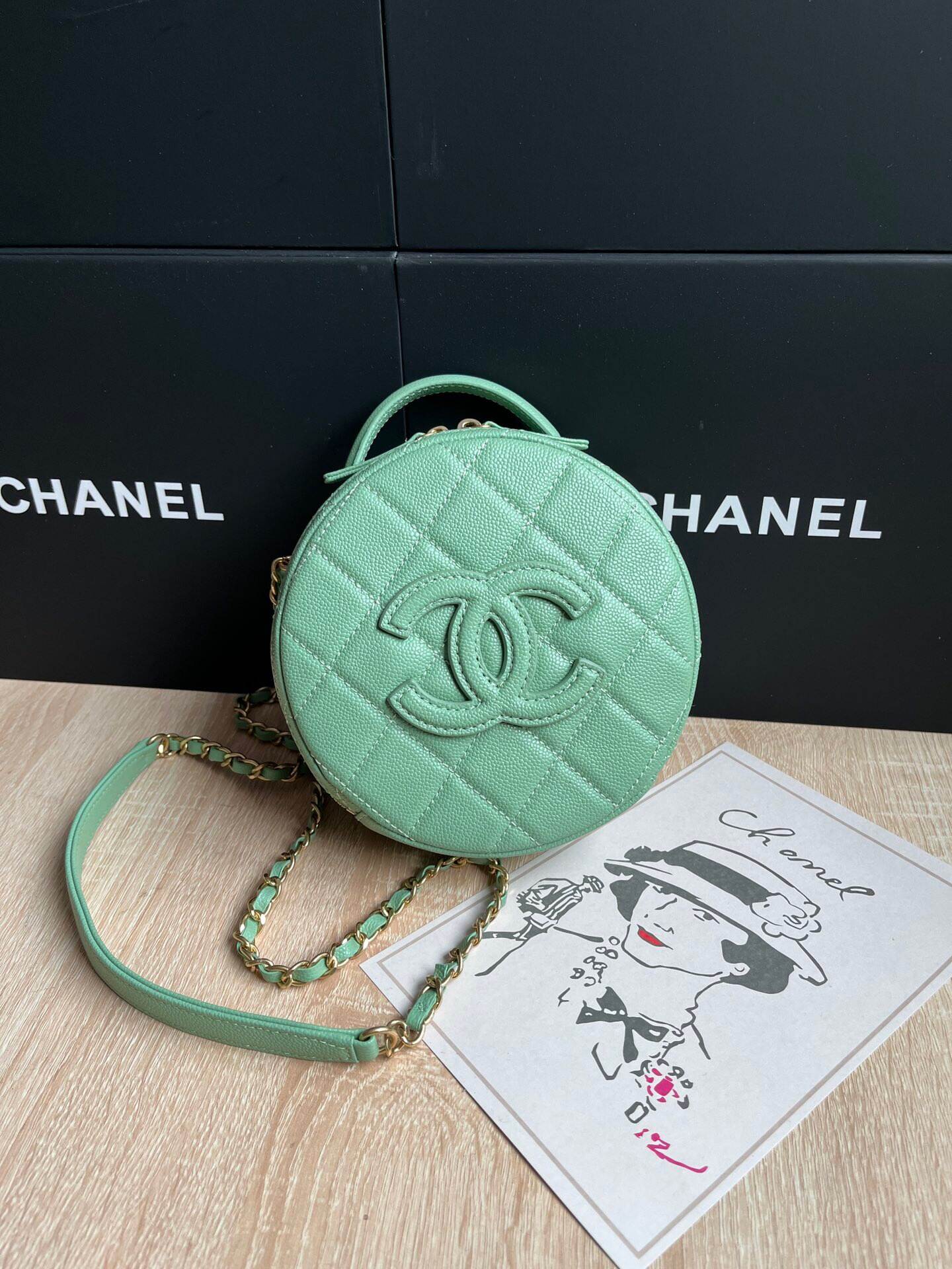 230906193_detail_0
