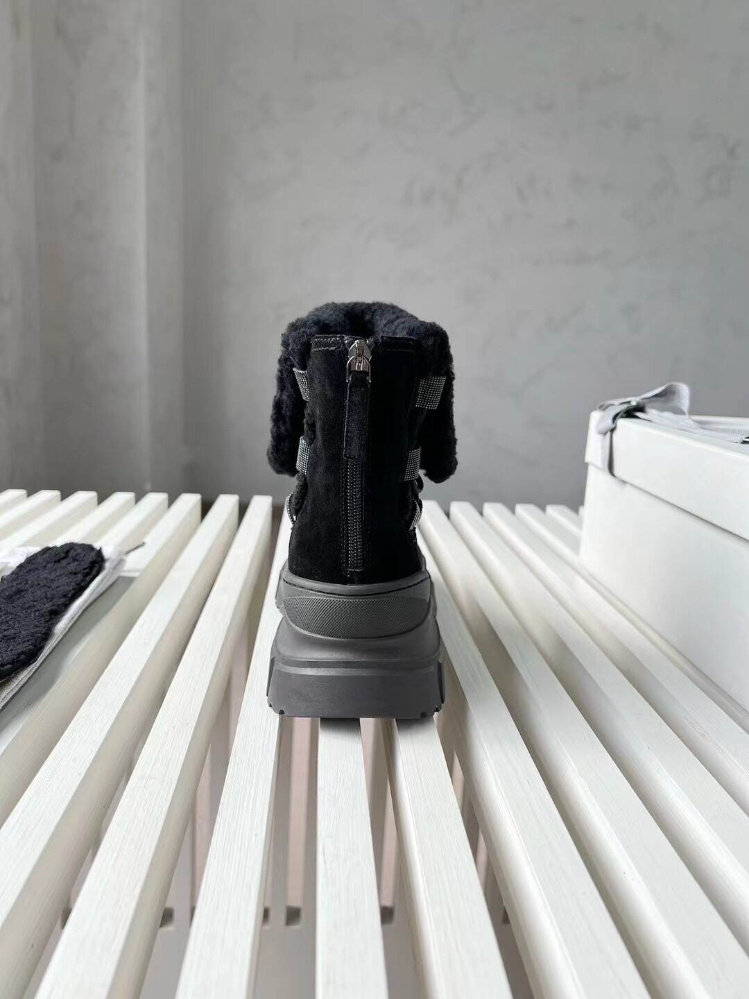 23121419_detail_7