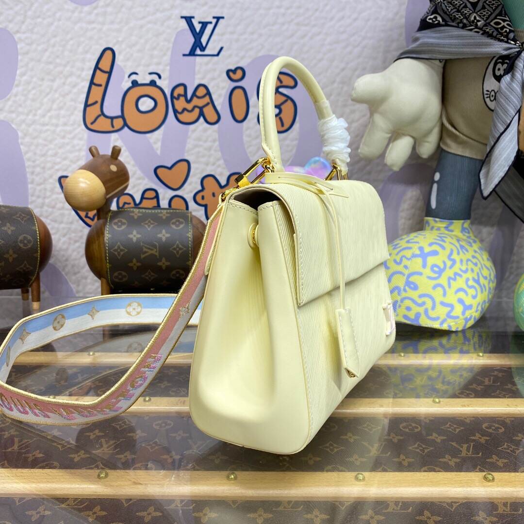 24040932_detail_2