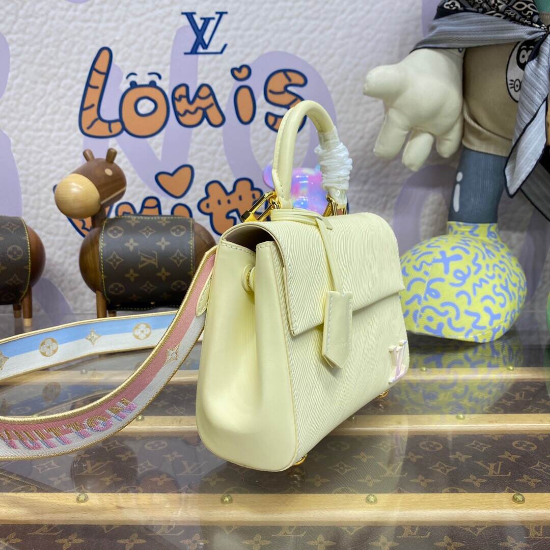 24040932_detail_2