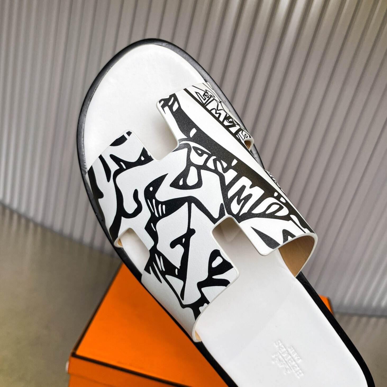 24041719_detail_4