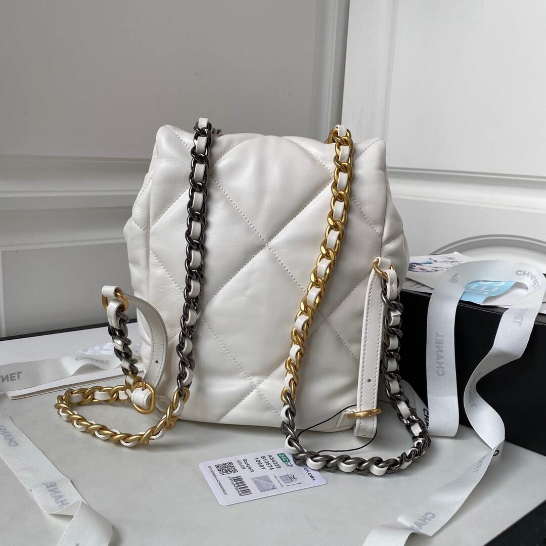 240418193_detail_1