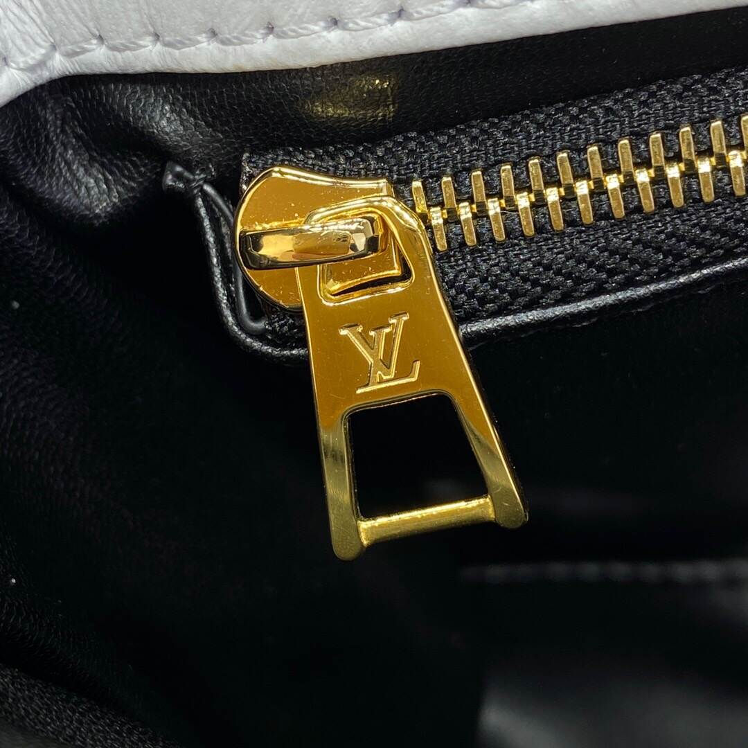 24042232_detail_6