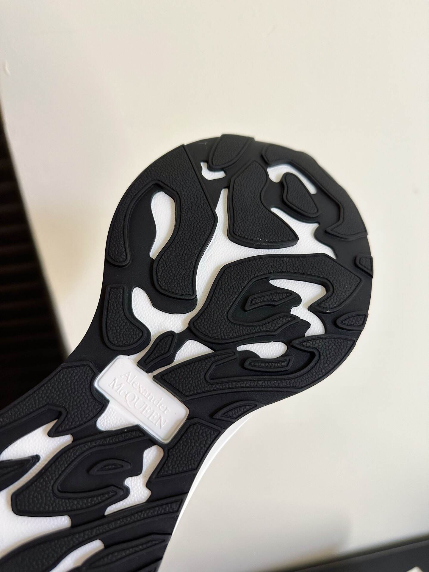 24042419_detail_4