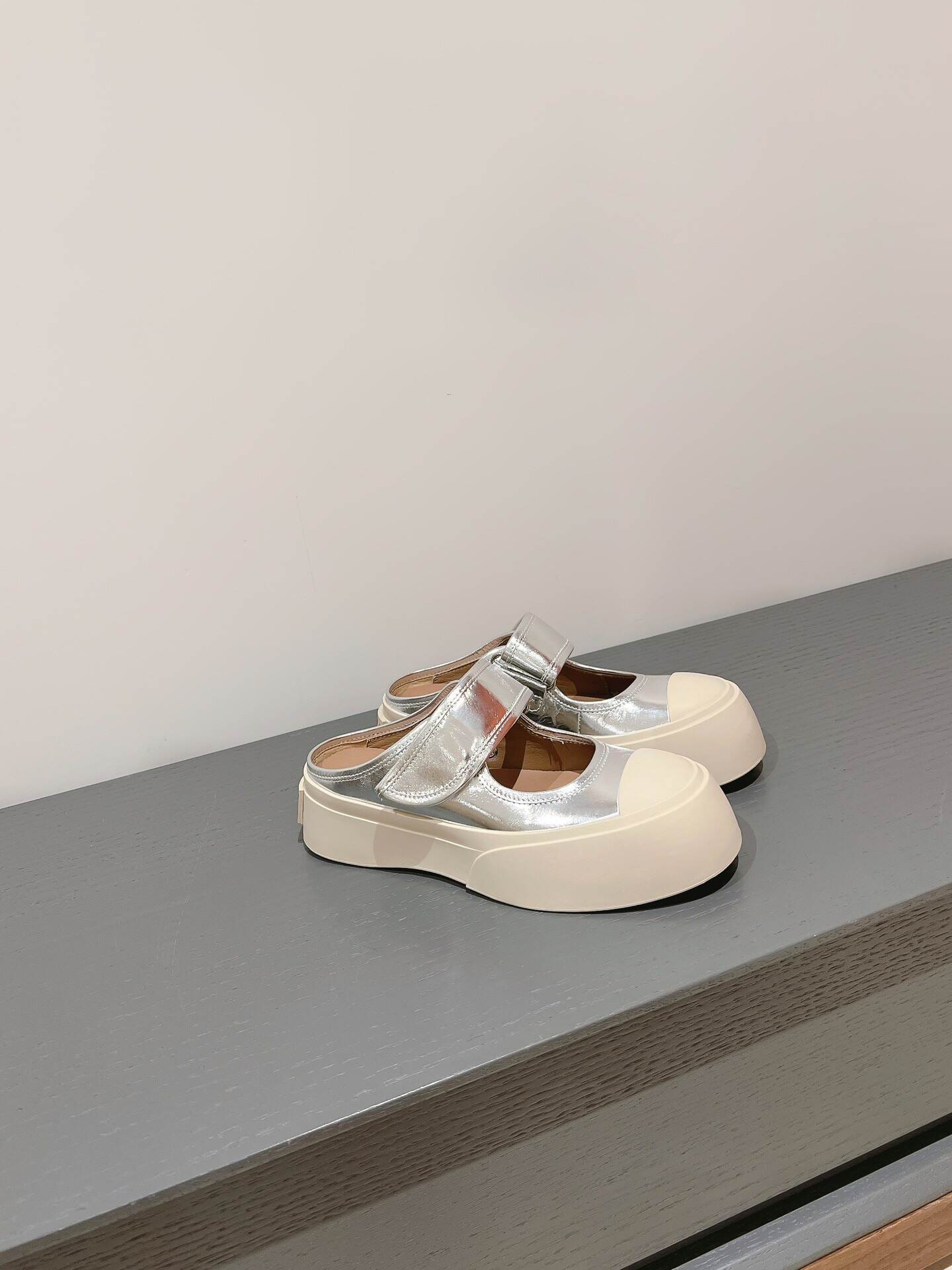 240619128_detail_2