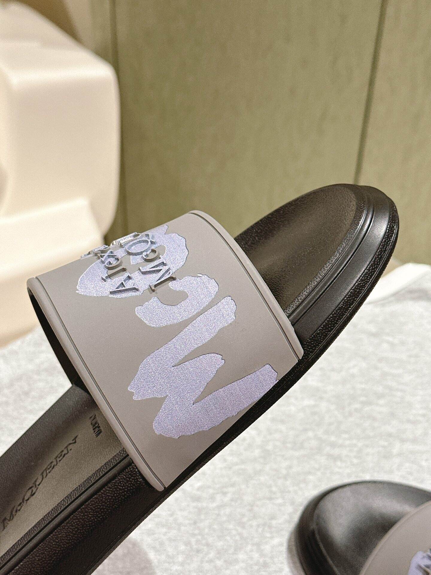 240619128_detail_4