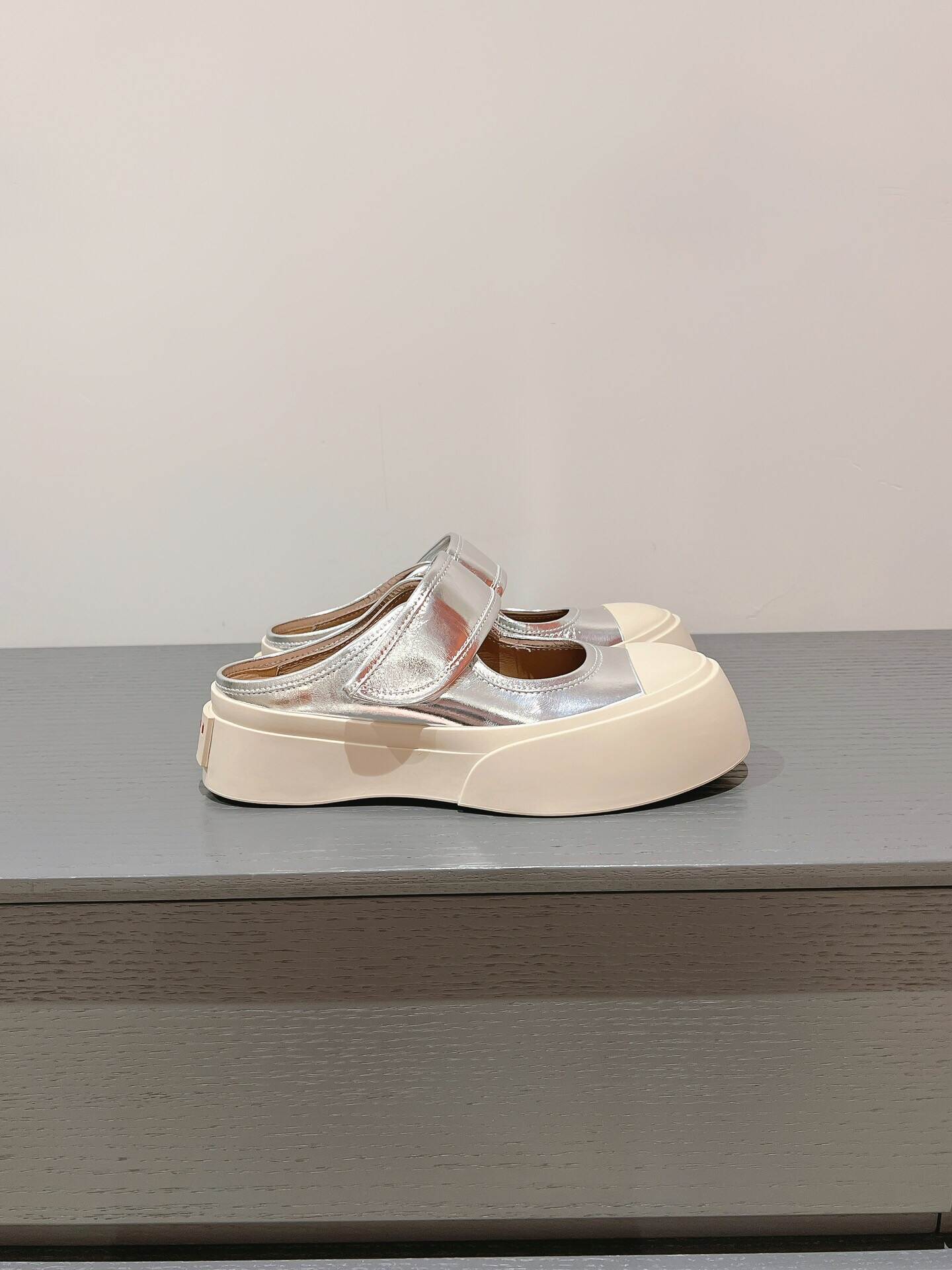 240619128_detail_4