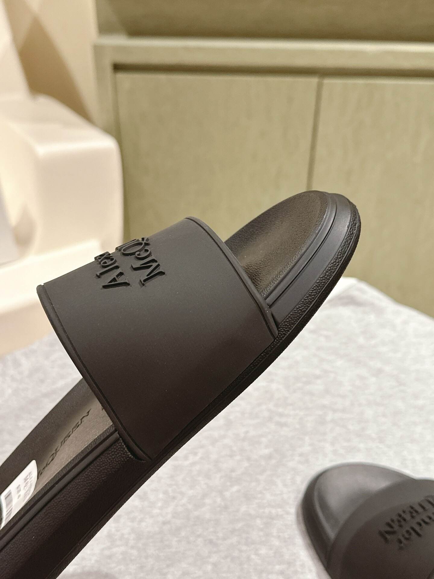 240619128_detail_4