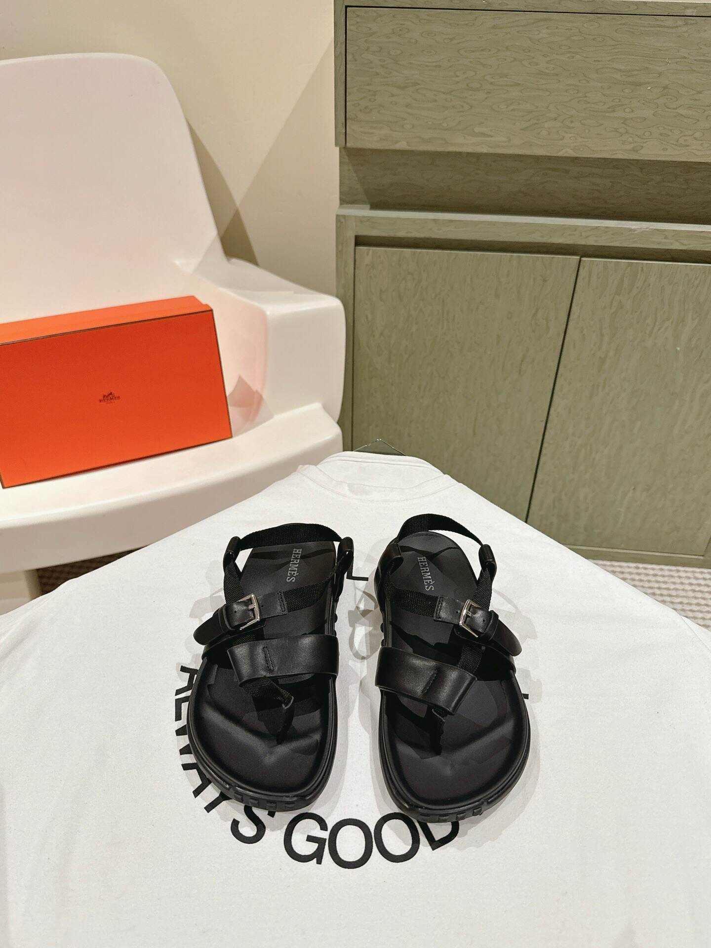 240626128_detail_0