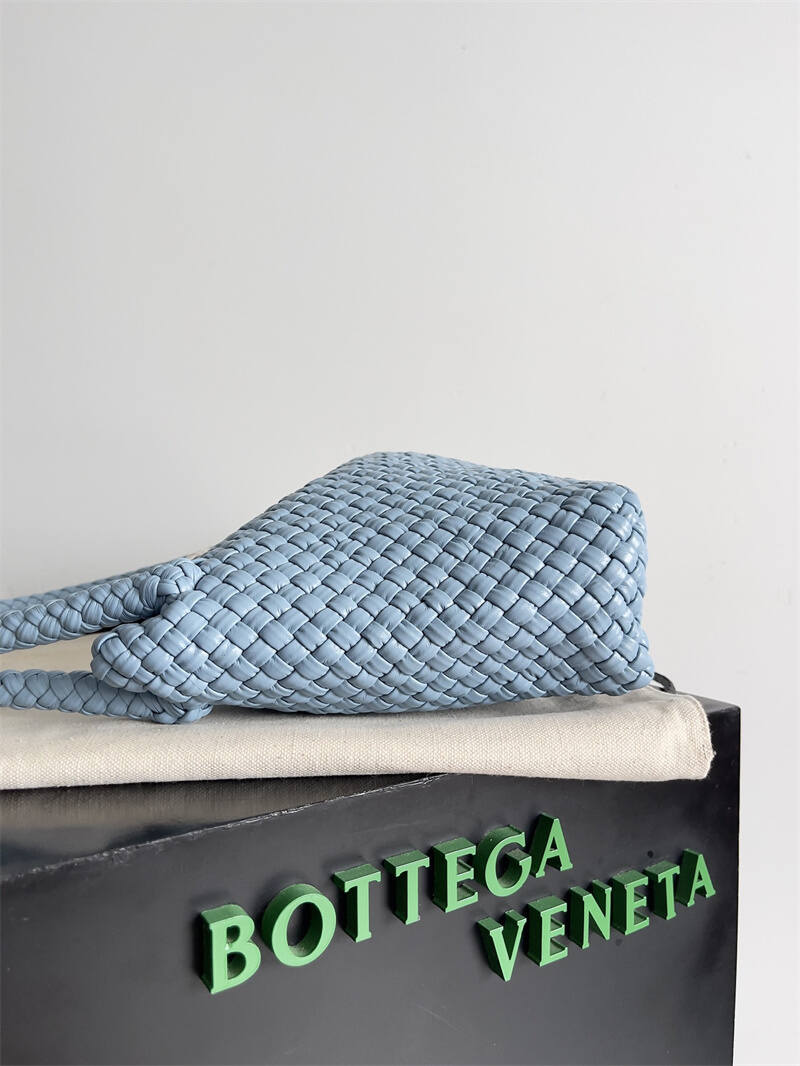 24100259_detail_1