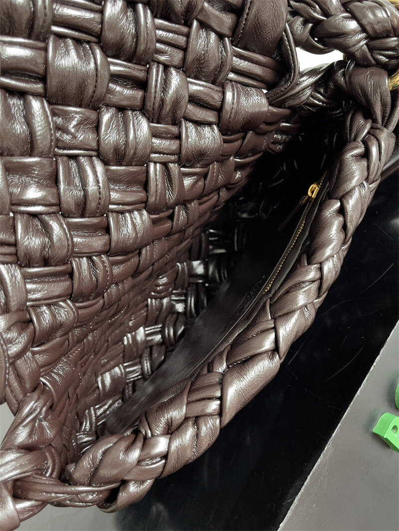 24100259_detail_7