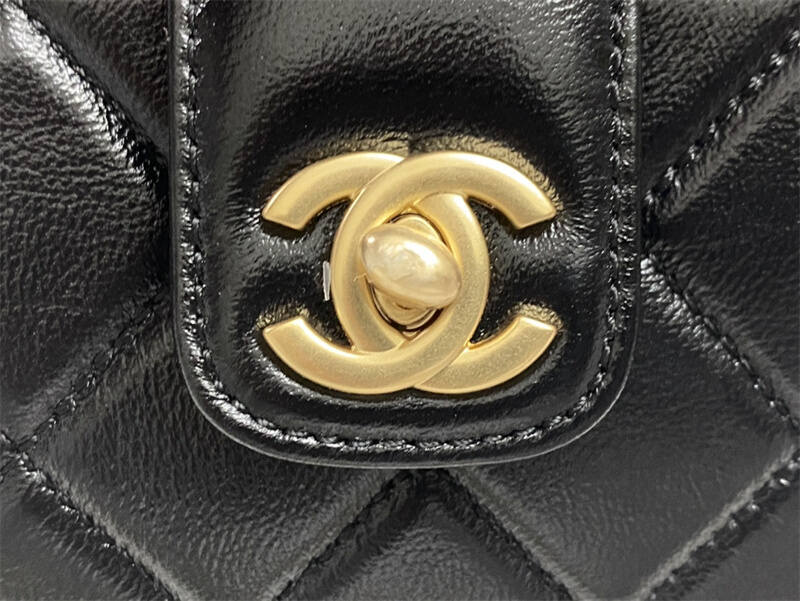 241107193_detail_1