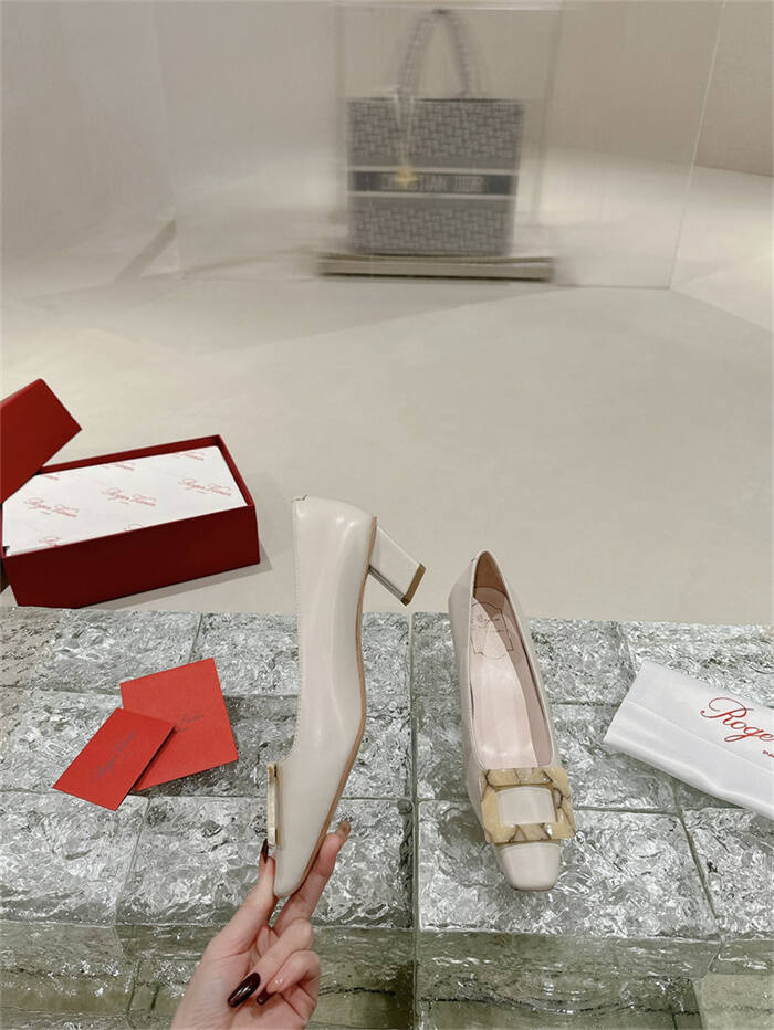 24121019_detail_2