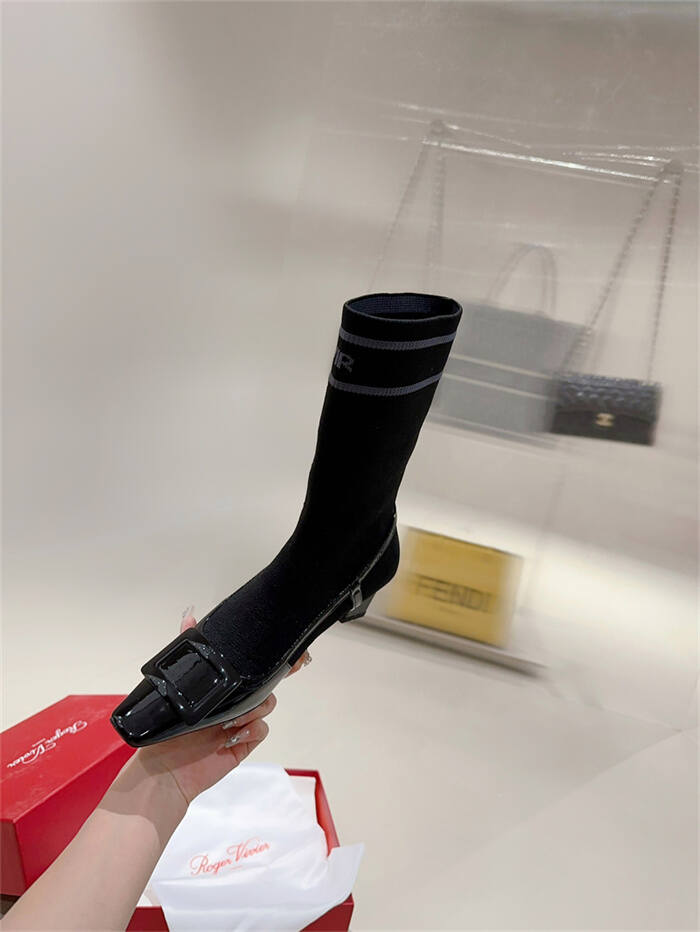 24121819_detail_1