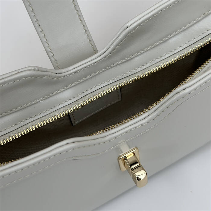 25031228_detail_8