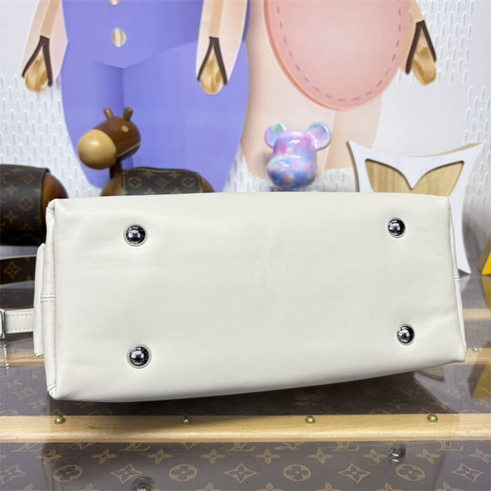 25042932_detail_8