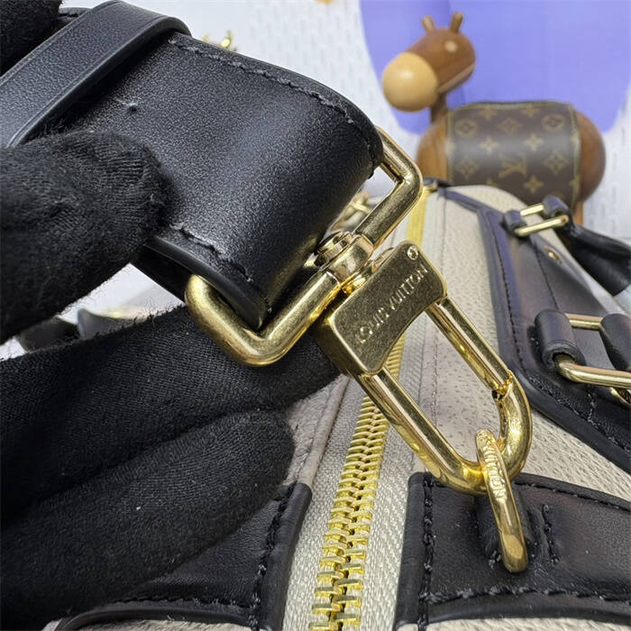25050932_detail_4