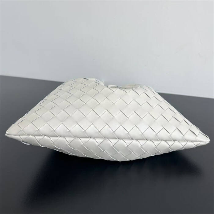 25072659_detail_2
